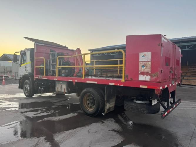 CAMION DE SERVICIOS PLUMA , COMPRESOR Y LUBRICADOR Marca VOLKSWAGEN Modelo CONSTELLATION 17.280 DC Año 2020