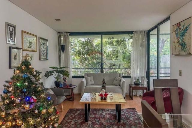 Hermoso departamento en las condes.