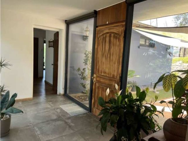 Venta casa  4D-3 1/2B -2E en el Centro de Los Andes