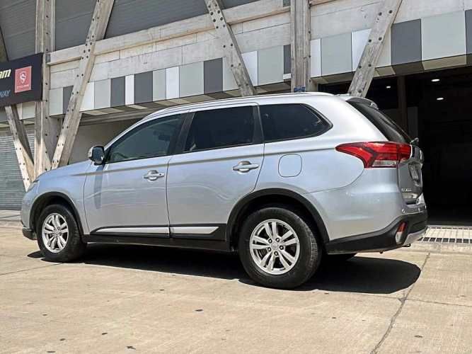 MITSUBISHI OUTLANDER 2018