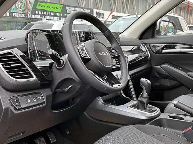 KIA SELTOS 2025