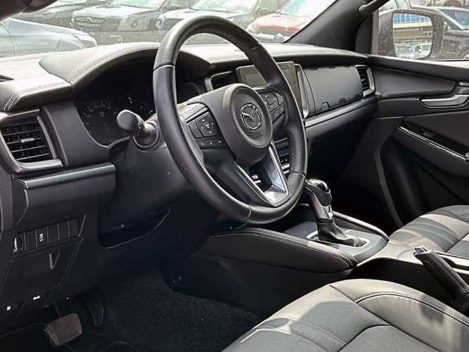 MAZDA BT-50 2025
