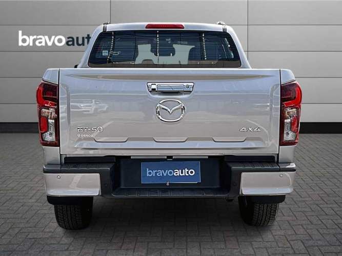 MAZDA BT-50 2025