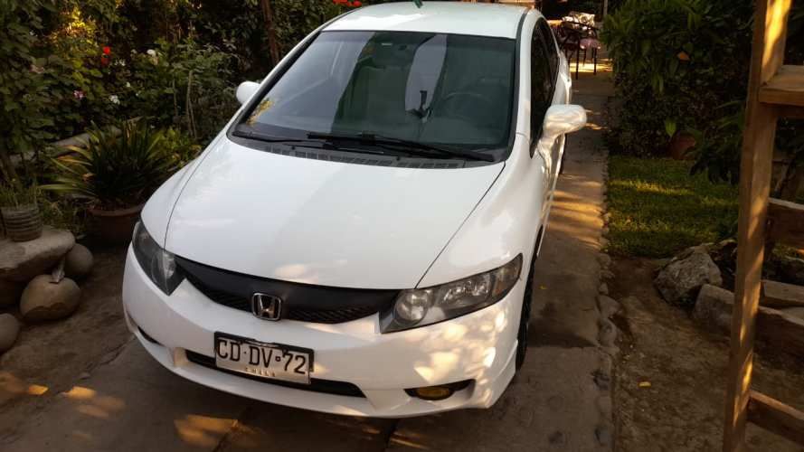 Honda Civic 1.8 LX 2010