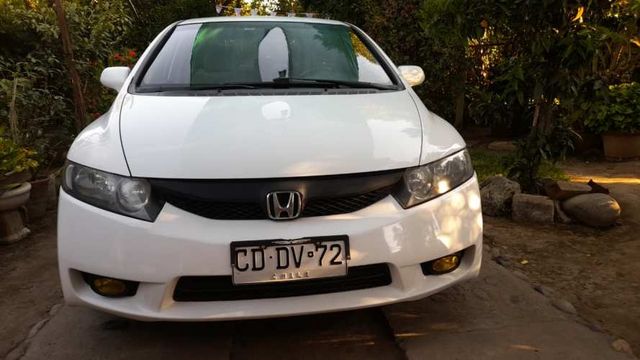Honda Civic 1.8 LX 2010