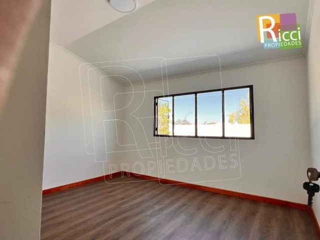 Excelente casa Pob. Valentín Letelier