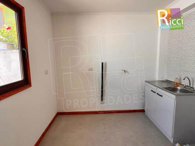 Excelente casa Pob. Valentín Letelier