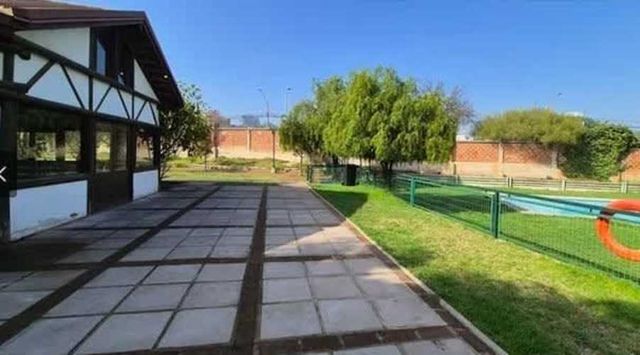 CASA Avda Manantiales