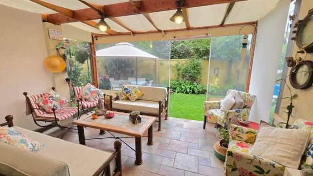 Vende Casa en Condominio: 5d+5bñ+2estar+2est. (135477)