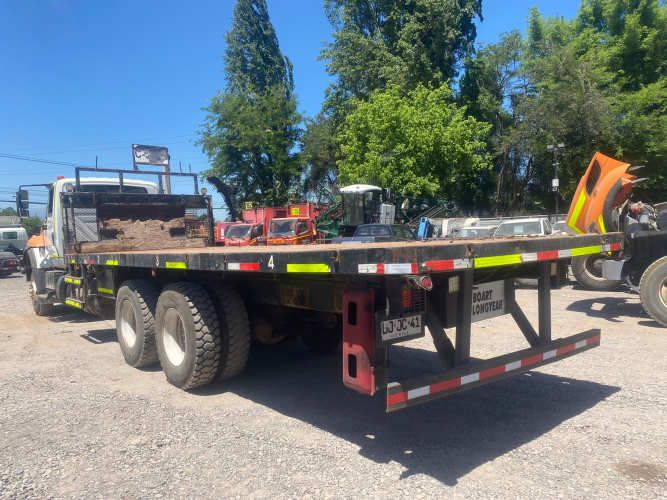 CAMION PLANO Marca INTERNATIONAL Modelo 7600 Año 2019