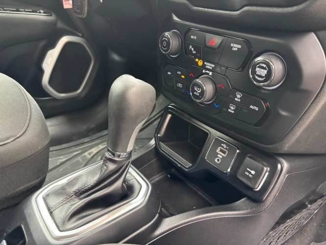 Jeep renegade sporting lx 1.8 2022