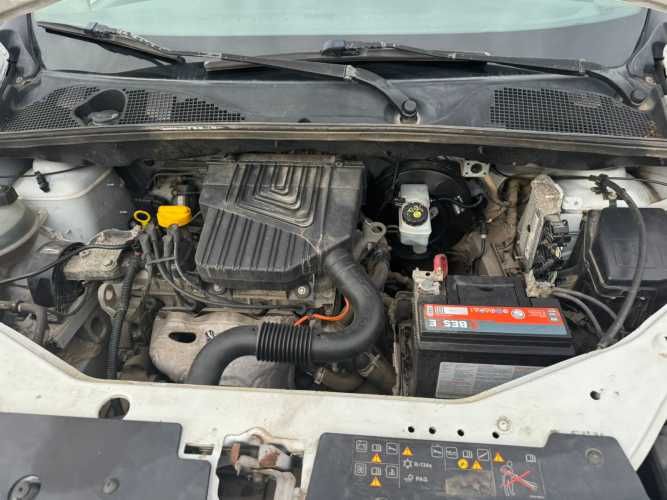 FURGON MARCA RENAULT MODELO DOKKER III 1.6 AÑO 2017