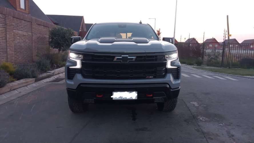 SILVERADO 2024 CON FACTURA