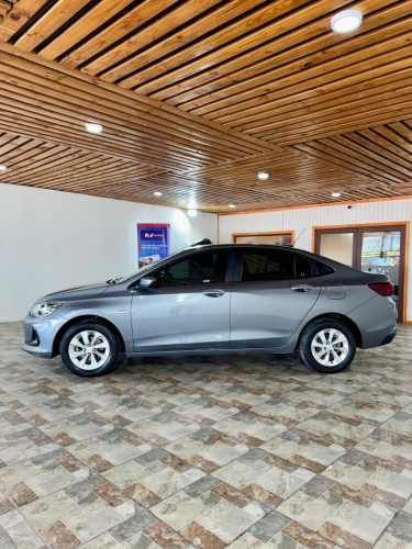 CHEVROLET ONIX LT