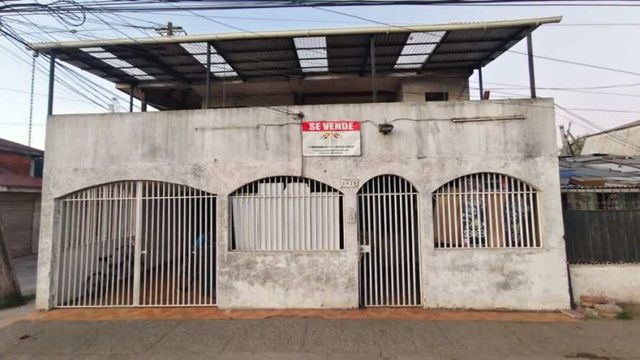 ¡Oportunidad en La Pintana: Casa Comercial!