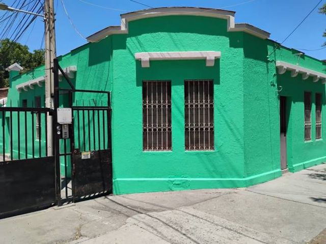 Hermosa Casa en Venta – Excelente Ubicación Santiago Oportunidad