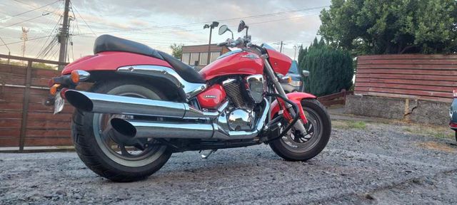 Suzuki boulevard m50