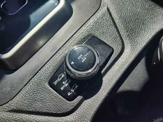 Ssangyong Musso 2.2    Limited  At 4x4  Diesel...