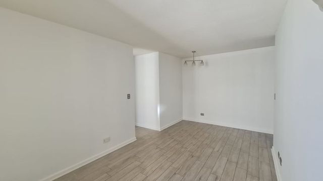 2D,2B + 1 EST 1 BOD - Metro Santa Isabel