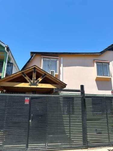 HERMOSA CASA EN VENTA PASAJE KIVI