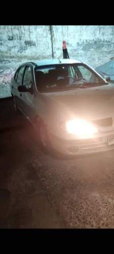 Auto Renault megane authentike año 2008 ,papeles al día sin multas y partes.