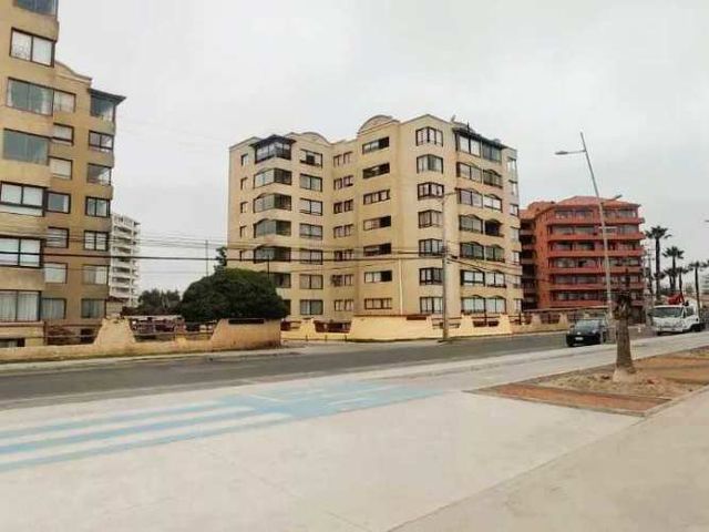 Departamento Av. Del Mar, frente a la Playa (135699)