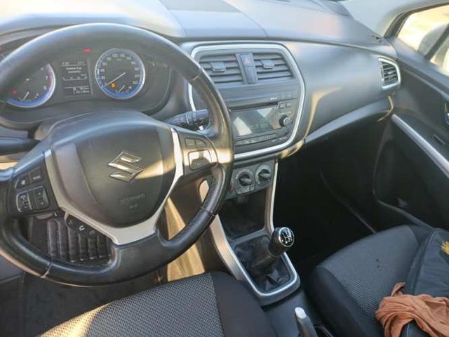 Suzuki S-Cross GL HB en muy buen estado