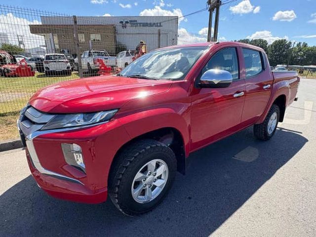 MITSUBISHI L200 2022