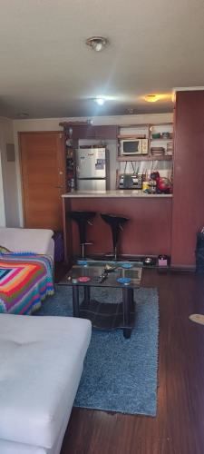 A pasos de metro Vicente Valdés / 2D estacionamiento bodega