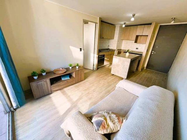 HERMOSO CON ESTACIONAMIENTO CERCA DE TODO 1D 1B