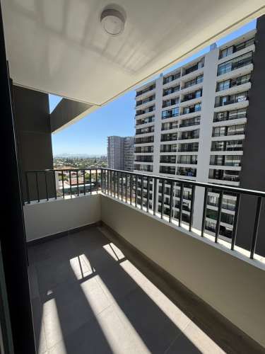 NUEVO, CONECTADO E ILUMINADO DEPARTAMENTO