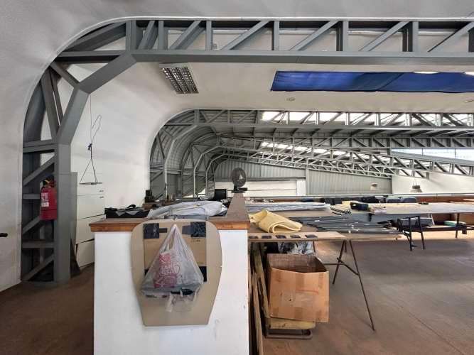 VENTA DE GALPÓN COMERCIAL - SANTIAGO CENTRO