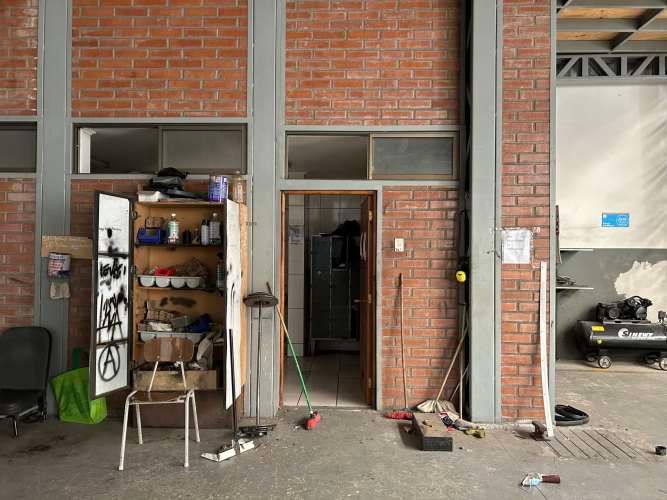 VENTA DE GALPÓN COMERCIAL - SANTIAGO CENTRO