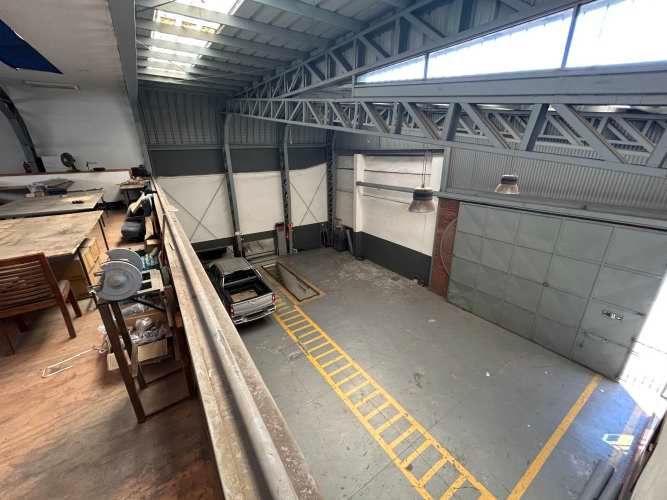 VENTA DE GALPÓN COMERCIAL - SANTIAGO CENTRO