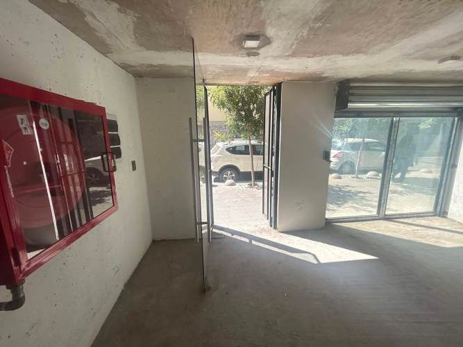 VENTA LOCAL COMERCIAL EN SANTIAGO CENTRO