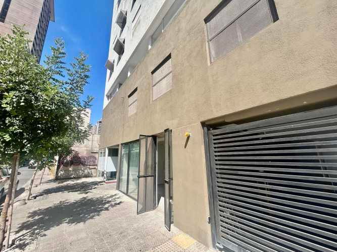 VENTA LOCAL COMERCIAL EN SANTIAGO CENTRO