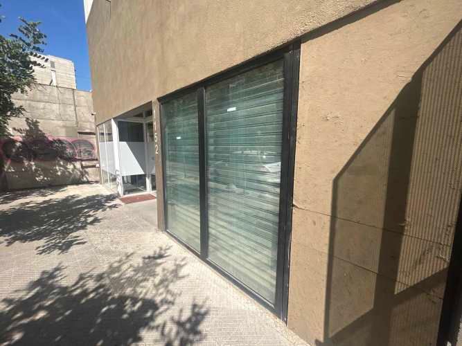 VENTA LOCAL COMERCIAL EN SANTIAGO CENTRO