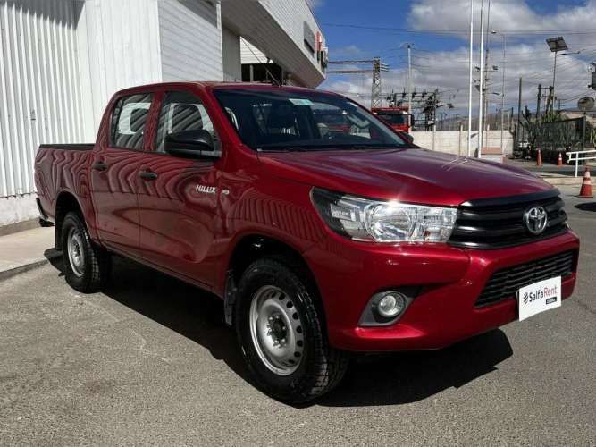 TOYOTA HILUX 2022