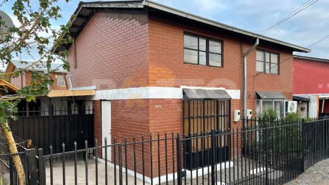 CASA 3D CON ESTUDIO EN VILLA RIO CLARO PRINCIPAL EN 1ER PISO