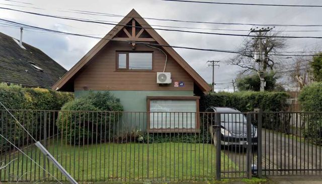 EXCELENTE CASA  3 DORMITORIOS REMODELADA LOMAS DE MIRASUR