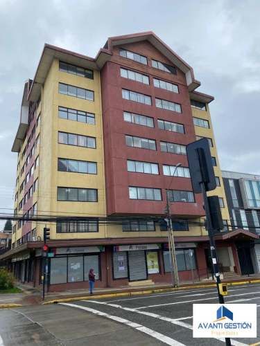 VENTA DE OFICINA EN EDIFICIO BAQUEDANO