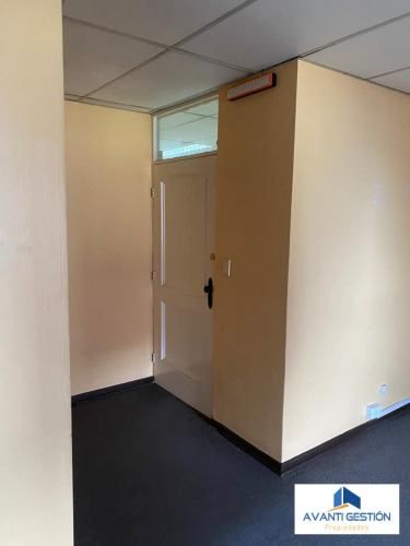 VENTA DE OFICINA EN EDIFICIO BAQUEDANO