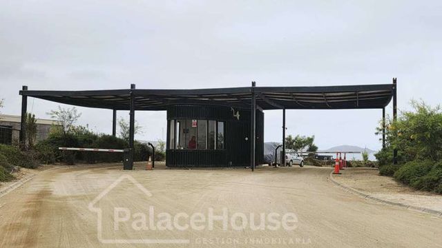 EXCLUSIVO TERRENO EN CONDOMINIO CON ACCESO A PLAYA, COQUMBO