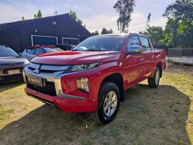 Mitsubishi l200 2022