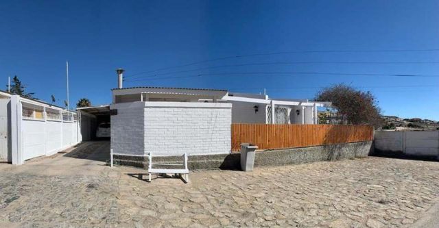 Hermosa casa en sector club de yate Mirador de Charito