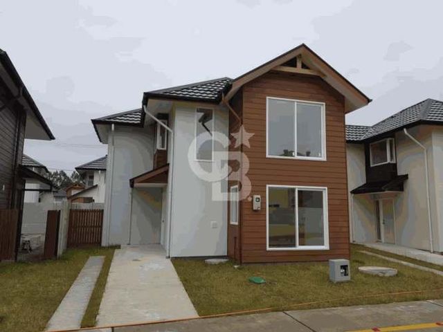 OPORTUNIDAD: Casa 3D/3B en Condominio, Valle Volcanes.