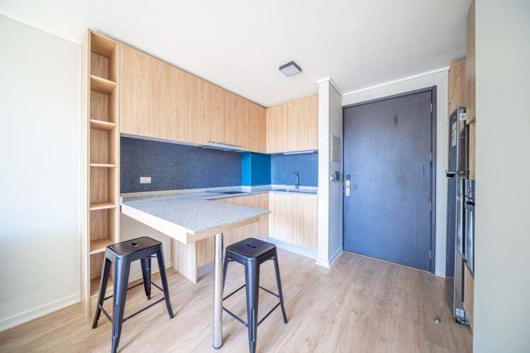 Edificio Cinco de Ab [3129-1]