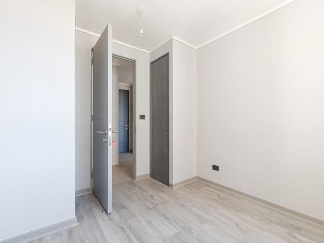 Av. Fermín Vivaceta  [2465-3]