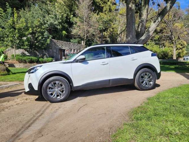 Peugeot 2008 año 2022 full equipo, único dueño