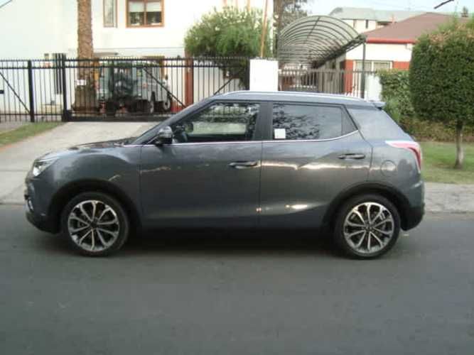 SSANGYONG TIVOLI AT AÑO 2019 FULL UNICO DUEÑO